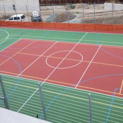 školní hřiště Bakalka